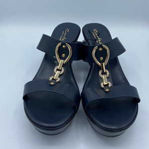 Comfesa Black Wedge W/ Gold Accessories
